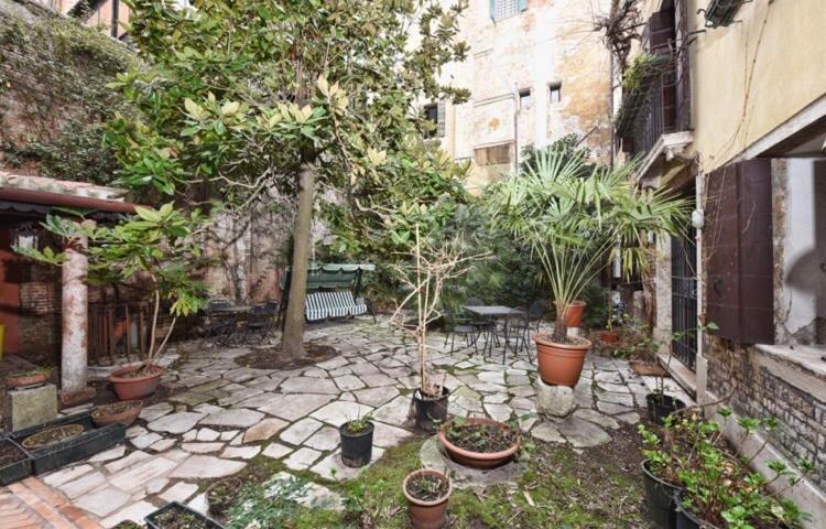 Apartament San Marco Garden House *